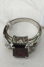 Load image into Gallery viewer, 3.94/GM GARNET (1650)