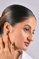 Load image into Gallery viewer, 5.24/GM PERIDOT (1650)