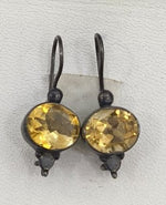 Load image into Gallery viewer, 4.40/GM CITRINE SILVER EAR RING (525.00)