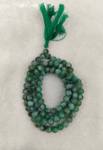 Load image into Gallery viewer, EMERALD MALA LIGHT - KG01