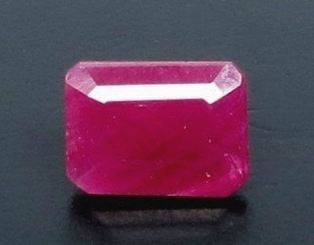 3.95/CT Natural Ruby with Govt. Lab Certificate