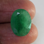 Load image into Gallery viewer, 8.57 Ratti Natural Emerald with Govt Lab Certificate (8991)