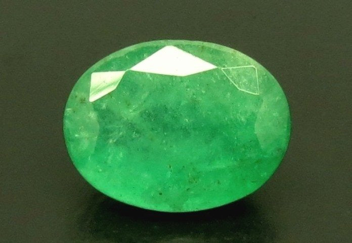 4.05/CT Natural Panna Stone with Govt. Lab Certificate  (23310)