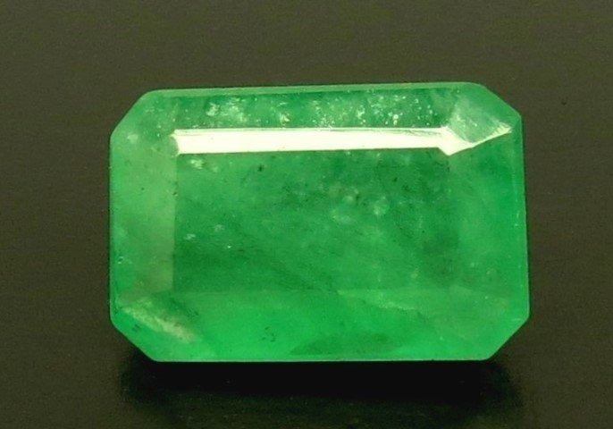 5.85/CT Natural Panna Stone with Govt. Lab Certificate  (23310)