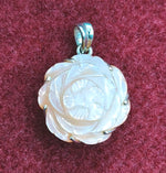 Load image into Gallery viewer, Silver Pendant of Natural Rose Quartz Stone-2250