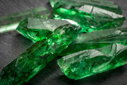 Properties of emeralds that are useful for medicine