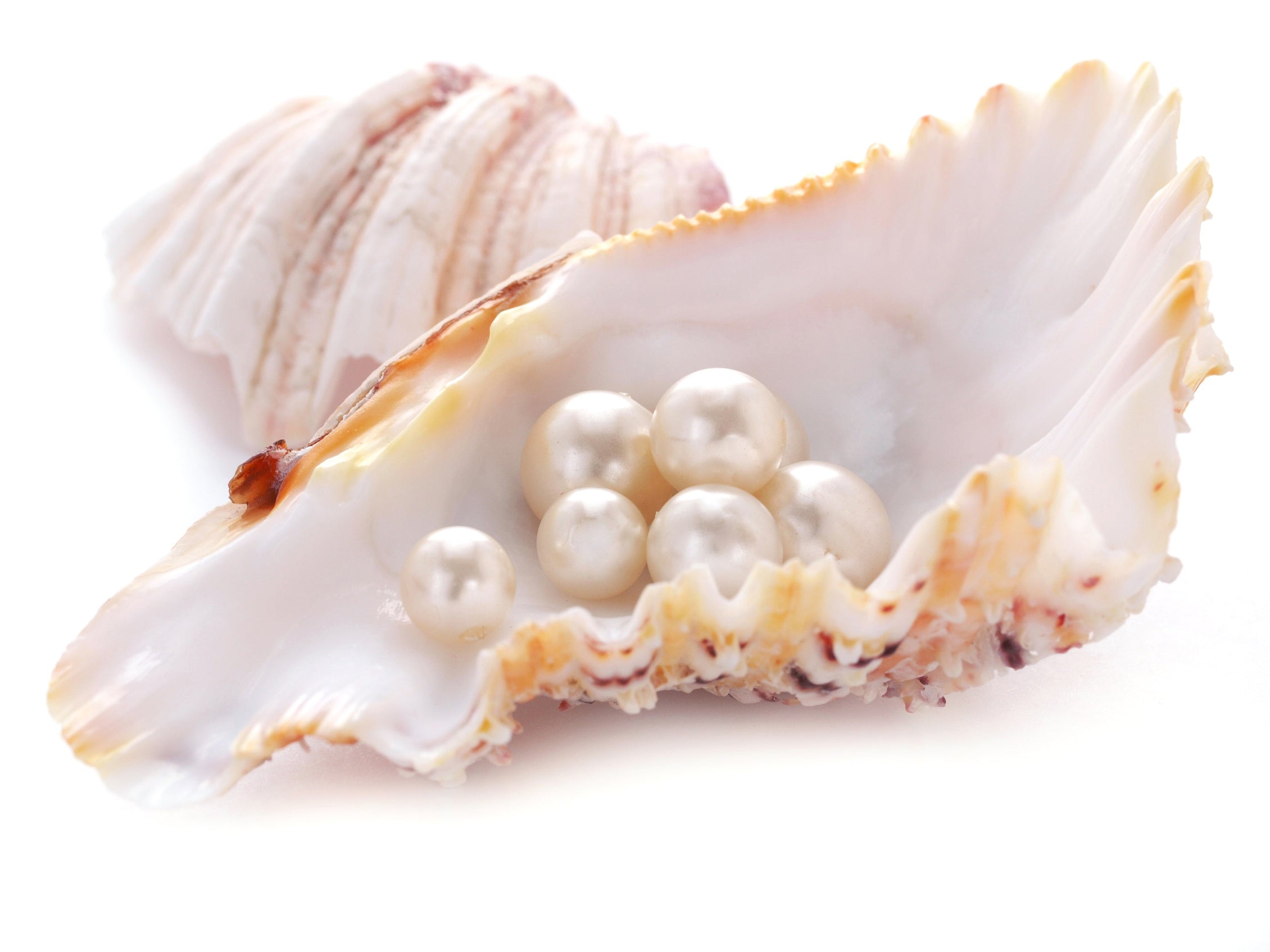 Freshwater Pearls, what are they, and how are they different | Gem ...