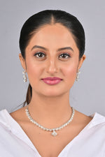 Load image into Gallery viewer, 33.66/GM MOON STONE  NECKLES (1650)
