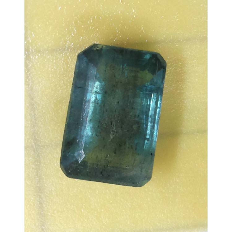 3.84 Ratti Natural Panna Stone with Govt. Lab Certificate (8100)