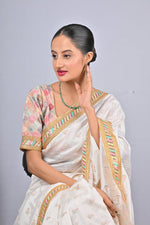 Load image into Gallery viewer, 20.46/GM ONE LAYER EMERALD BEADS MALA WITH EAR RINGS (562)