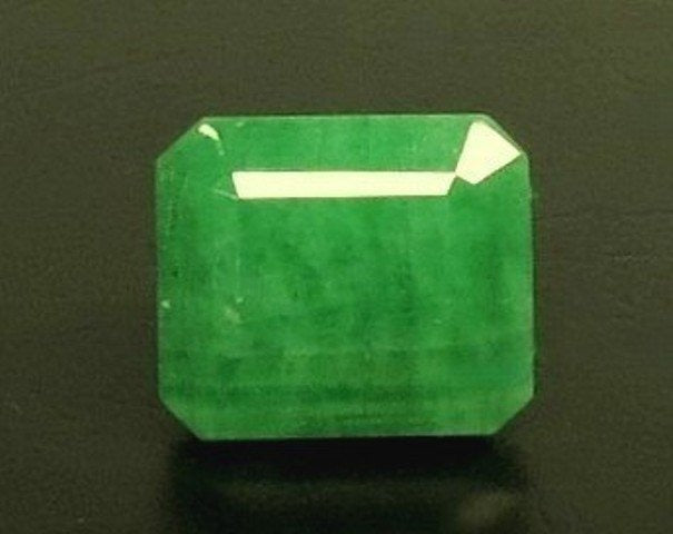 10.27/CT Natural Panna Stone with Govt. Lab Certificate