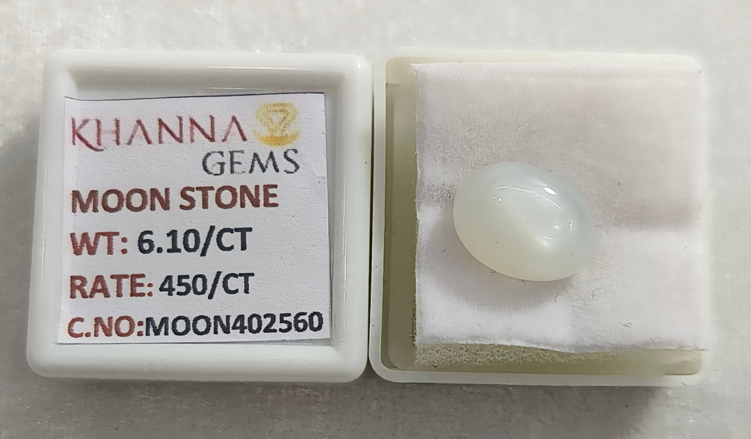 6.1/CT Moon Stone with Govt. Lab Certificate (450)