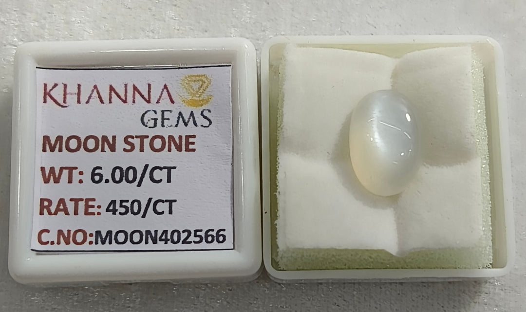 6/CT Moon Stone with Govt. Lab Certificate (450)