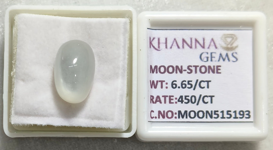 6.65/CT Moon Stone with Govt. Lab Certificate (450)