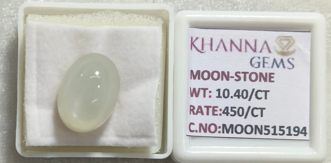 10.40/CT Moon Stone with Govt. Lab Certificate (450)