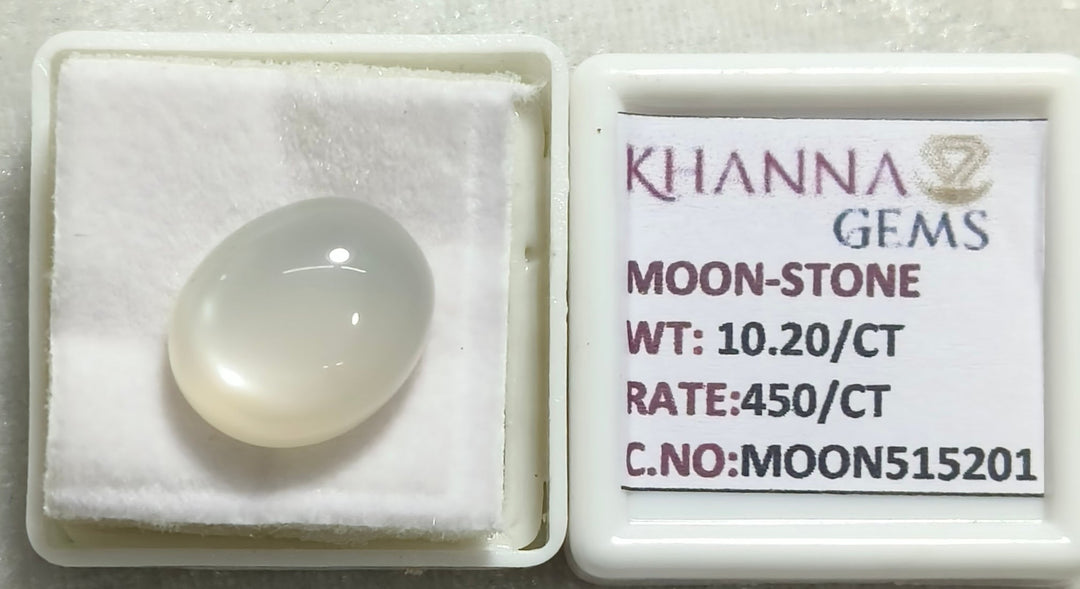 10.20/CT Moon Stone with Govt. Lab Certificate (450)