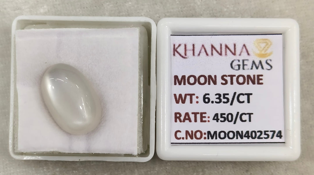 6.35/CT Moon Stone with Govt. Lab Certificate (450)