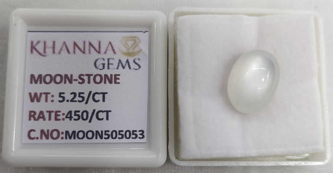 5.25/CT Moon Stone with Govt. Lab Certificate (450)