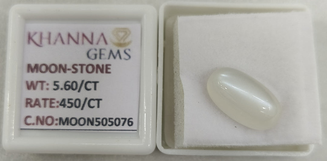 5.60/CT Moon Stone with Govt. Lab Certificate