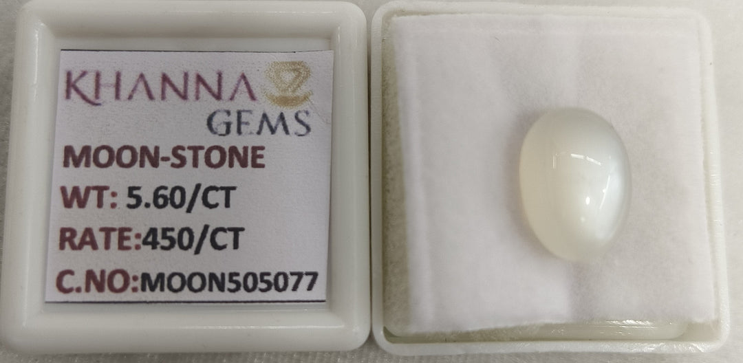 5.60/CT Moon Stone with Govt. Lab Certificate