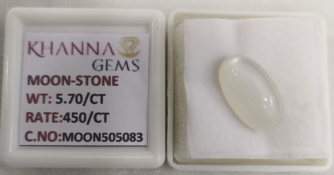5.70/CT Moon Stone with Govt. Lab Certificate