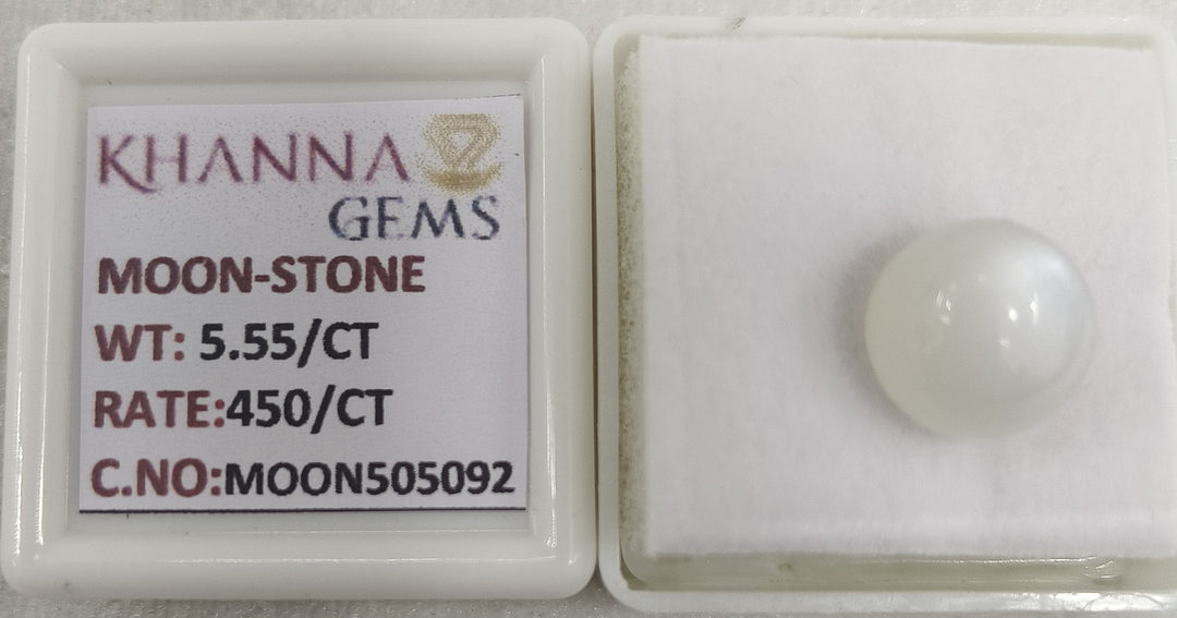 5.55/CT Moon Stone with Govt. Lab Certificate
