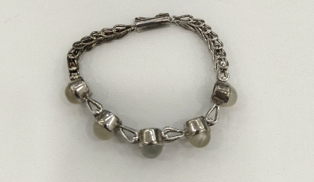 23.00/GM  MOONSTONE SILVER BRACELET (525)