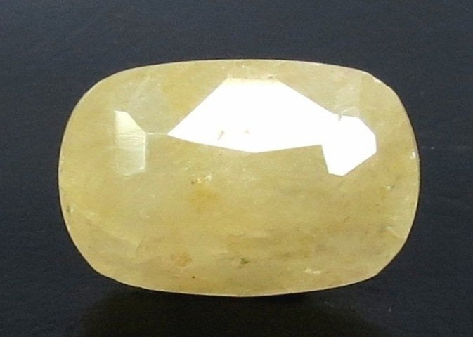 6.73/CT Natural Yellow Sapphire With Govt Lab Certificate (6771)
