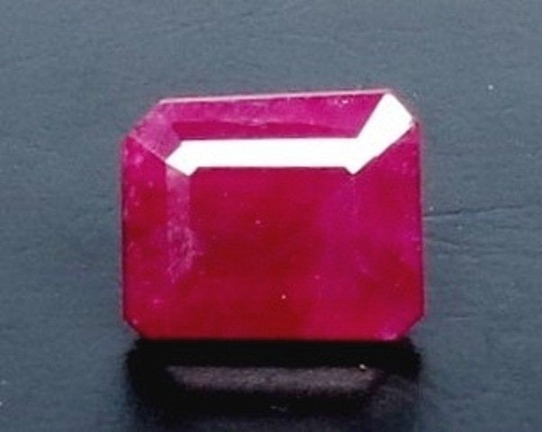5.87/CT Natural Ruby with Govt. Lab Certificate | Gem Selections