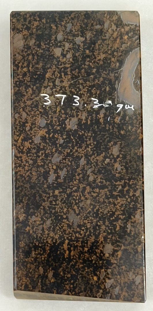 373.30/GM  NATURAL TIGER EYE BRICK