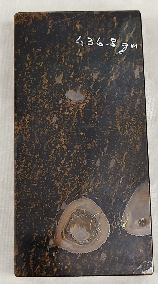 436.80/GM NATURAL TIGER EYE BRICK
