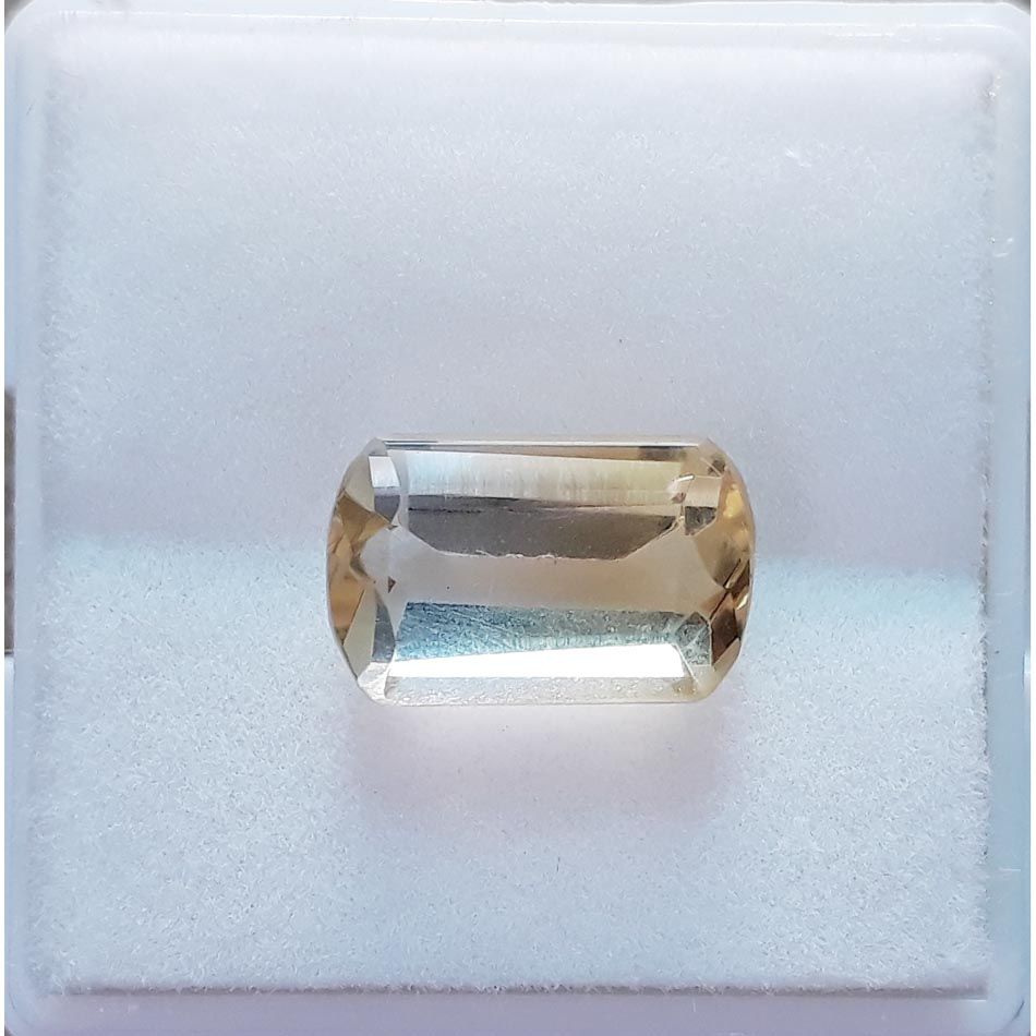 Goldan Topaz,