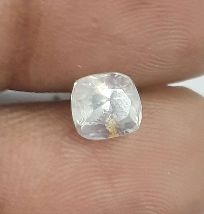 1.65/CT Natural Ceylonese Pukhraj with Govt Lab Certificate-YELSA9S