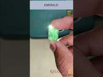 Load and play video in Gallery viewer, 9.14/CT Natural Panna Stone with Govt. Lab Certificate-2331
