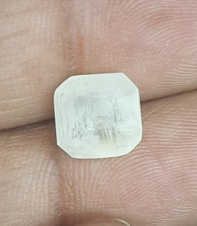 4.01/CT Natural Ceylonese Pukhraj with Govt Lab Certificate-6771